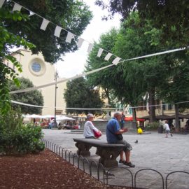 Una mattina in Piazza Santo Spirito.